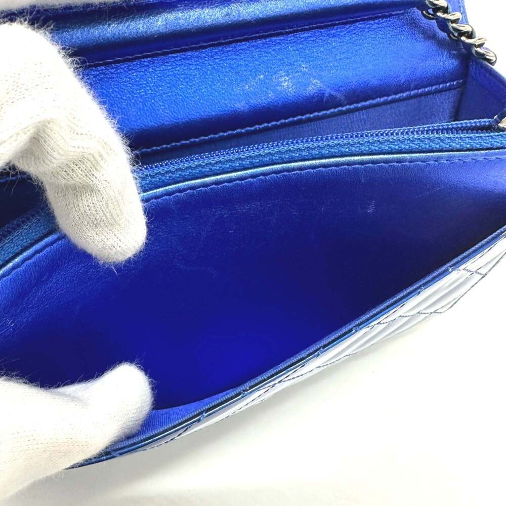 CHANEL Blue Shoulder Bag - Picture 13 of 16